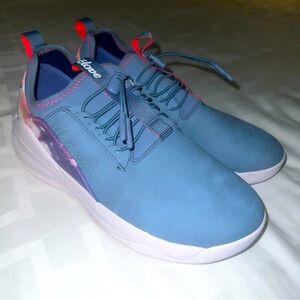 CLOVE CERTIFIED Classic Sneakers - Flower Power Women’s Size 8.5 Standard Width